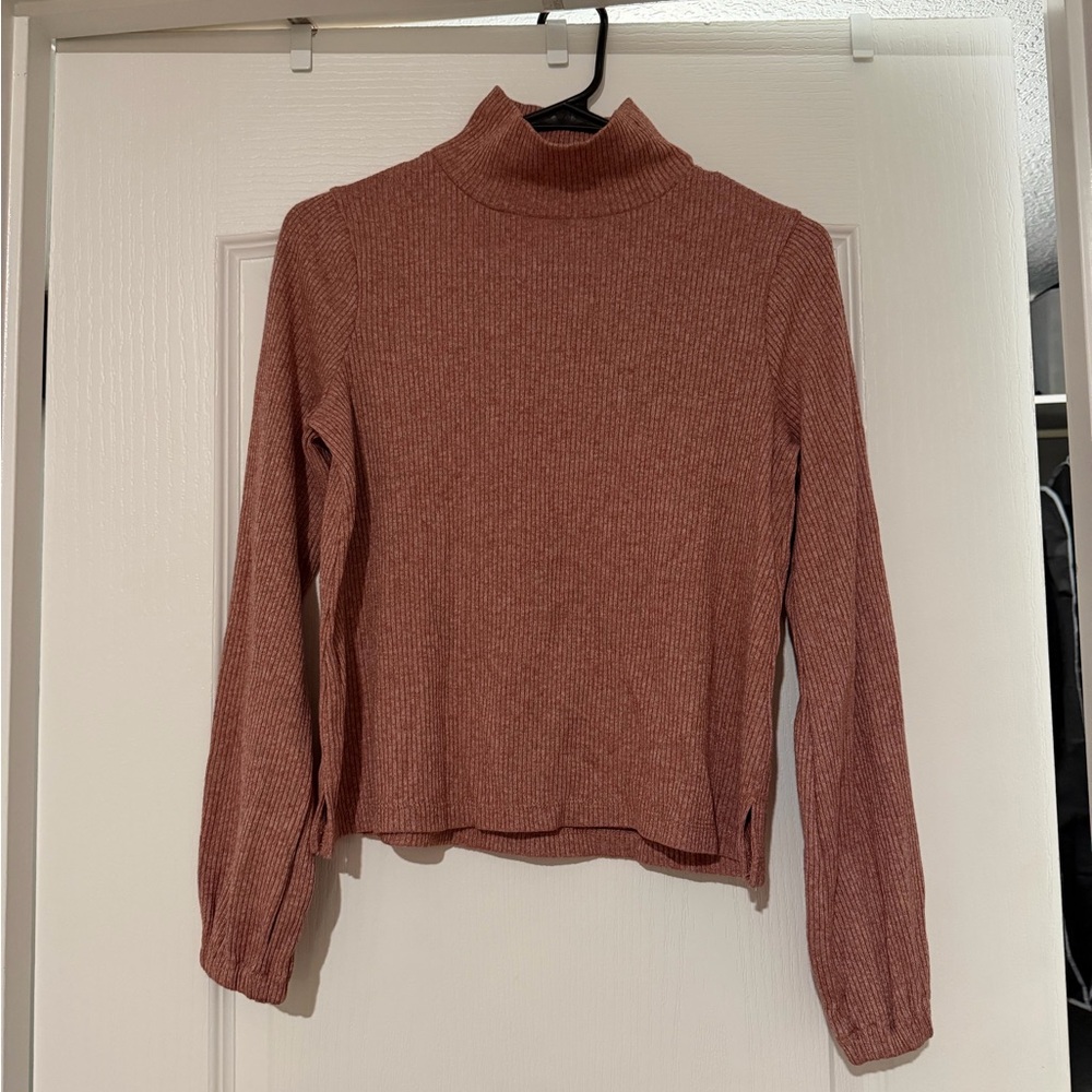 Madewell Ribbed Mock Neck Top in Rose